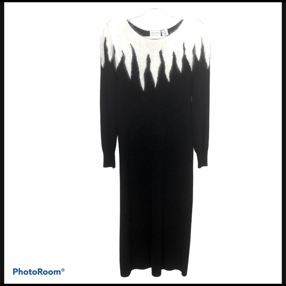 VINTAGE Magalia Black&Cream Cruella Deville Dress